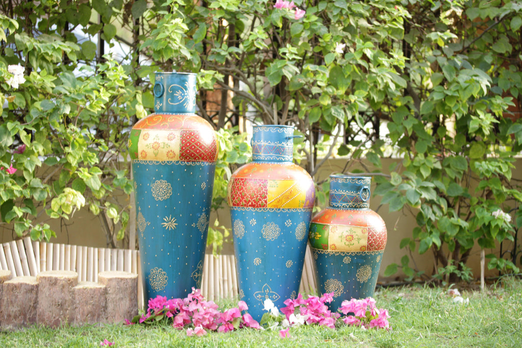 4 Ideas Where To Decorate Antique Iron Vases