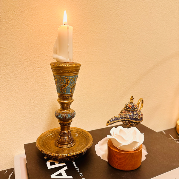Round Base Arabesque Candle Holder