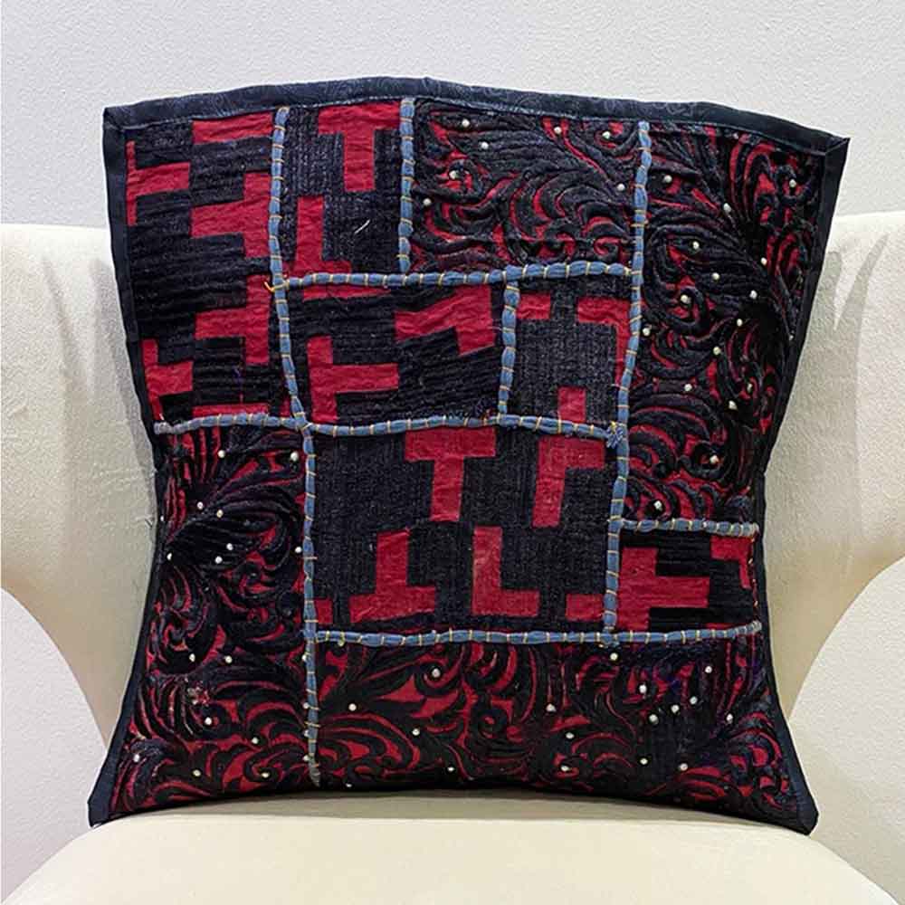 Red and Black Cushion Cover - Min Ayn Home Home Decoration
