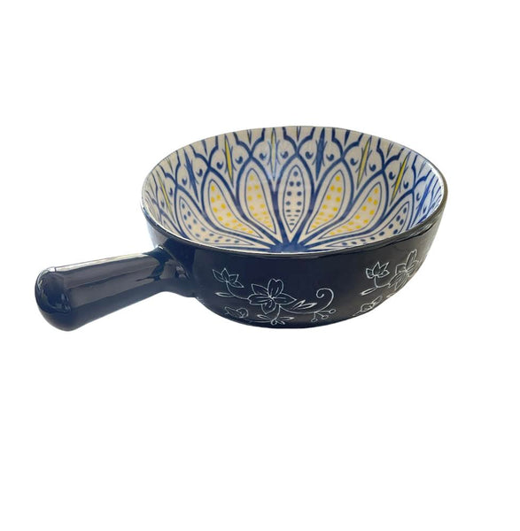 Geometric Design Serving Bowl With Handle